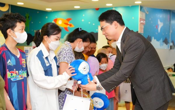 Gửi trao diệu kỳ - Hành trình lan toả yêu thương của Shinhan Life Việt Nam