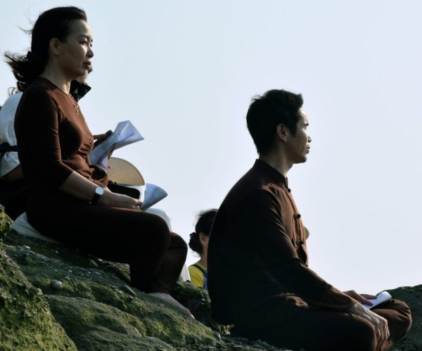 Hành hương Yên Tử - Hòa nhịp Thiền và Yoga trong không gian Phật