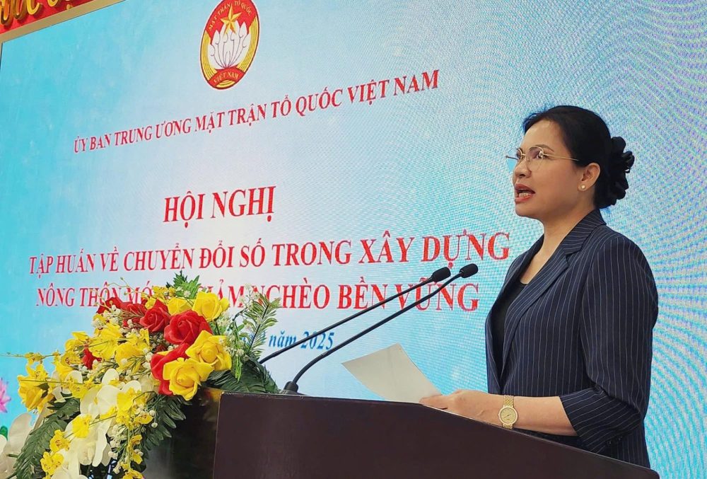 Hội nghị toàn quốc tập huấn truyền thông và chuyển đổi số về giảm nghèo năm 2025 Hội nghị toàn quốc tập huấn truyền thông và chuyển đổi số về giảm nghèo năm 2025