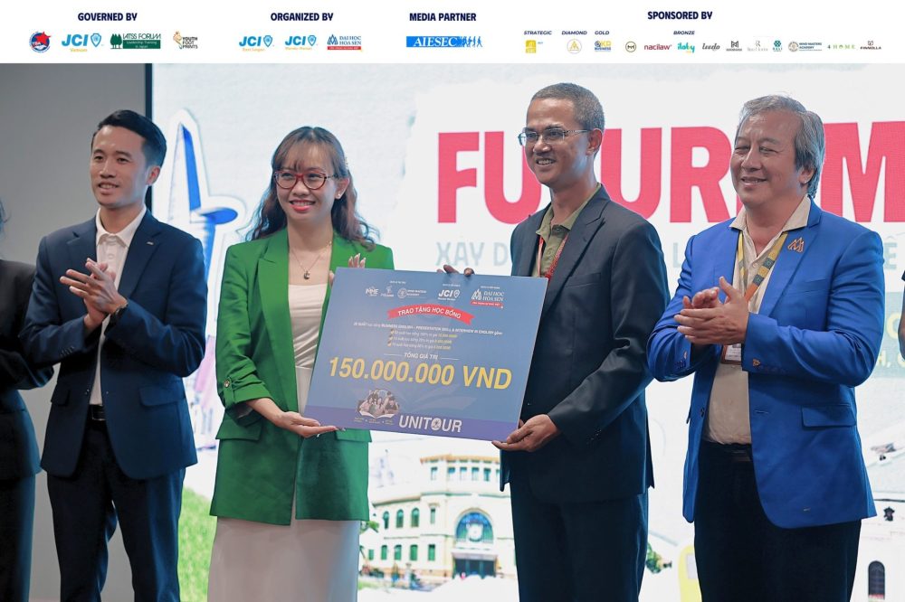 Dấu Chân Tuổi Trẻ 2025 – Hành trình lan tỏa tri thức, nuôi dưỡng khát vọng