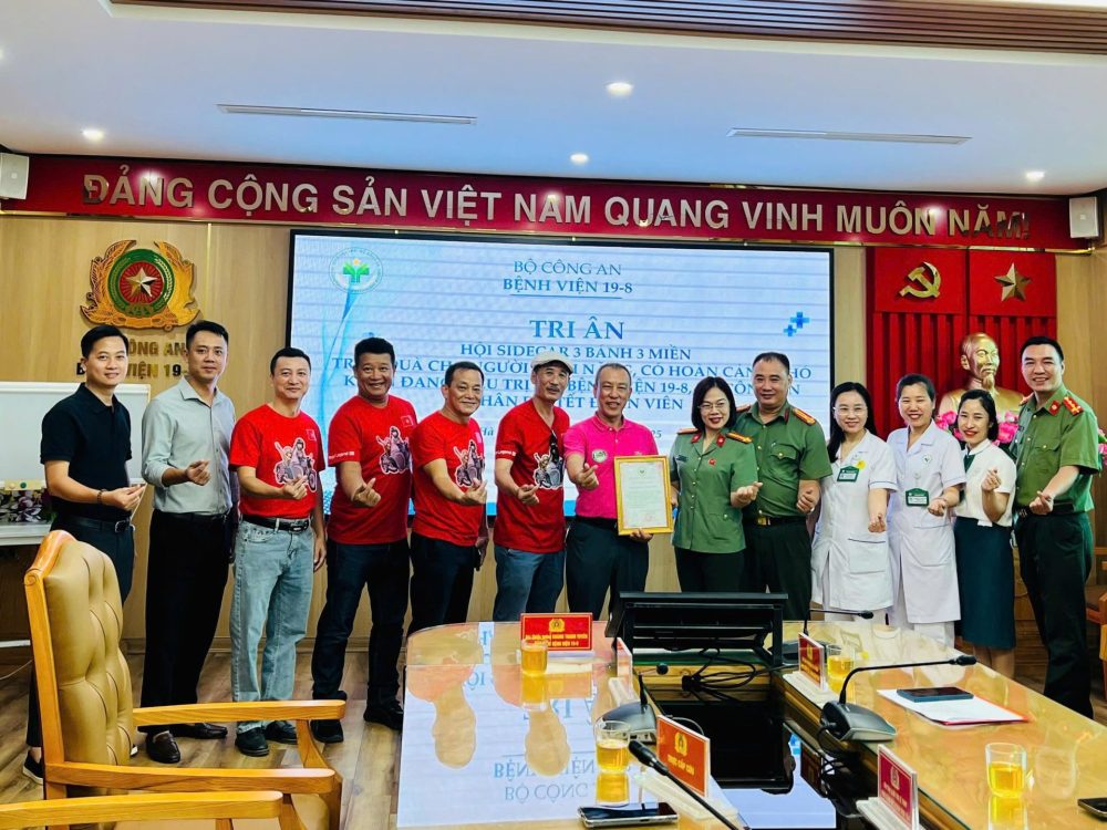 Tết Trung Thu Ấm Áp Tại Bệnh Viện 19-8: Yêu Thương Gõ Cửa Những Trái Tim Tết Trung Thu Ấm Áp Tại Bệnh Viện 19-8: Yêu Thương Gõ Cửa Những Trái Tim
