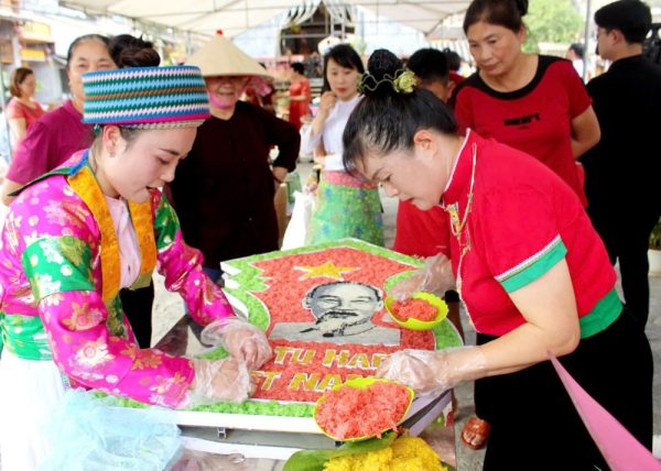 Hội thi ẩm thực Xã Đồng Văn: Với chủ đề Tinh hoa ẩm thực - Hương vị của đá