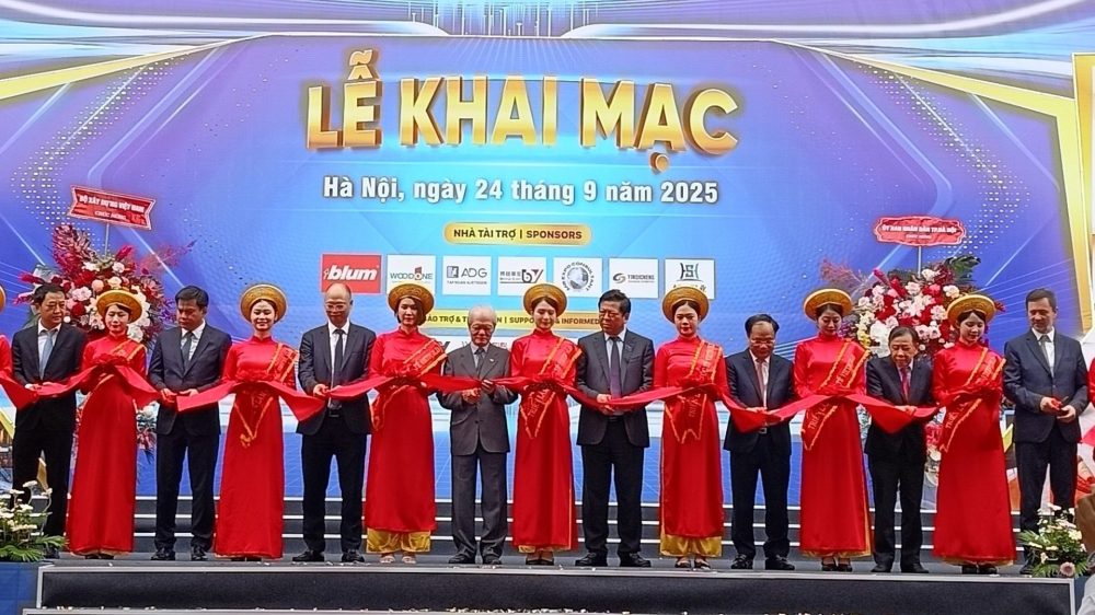 Gần 300 doanh nghiệp trong và ngoài nước tham gia Triển lãm Quốc tế Vietbuild Hà Nội 2025 Gần 300 doanh nghiệp trong và ngoài nước tham gia Triển lãm Quốc tế Vietbuild Hà Nội 2025