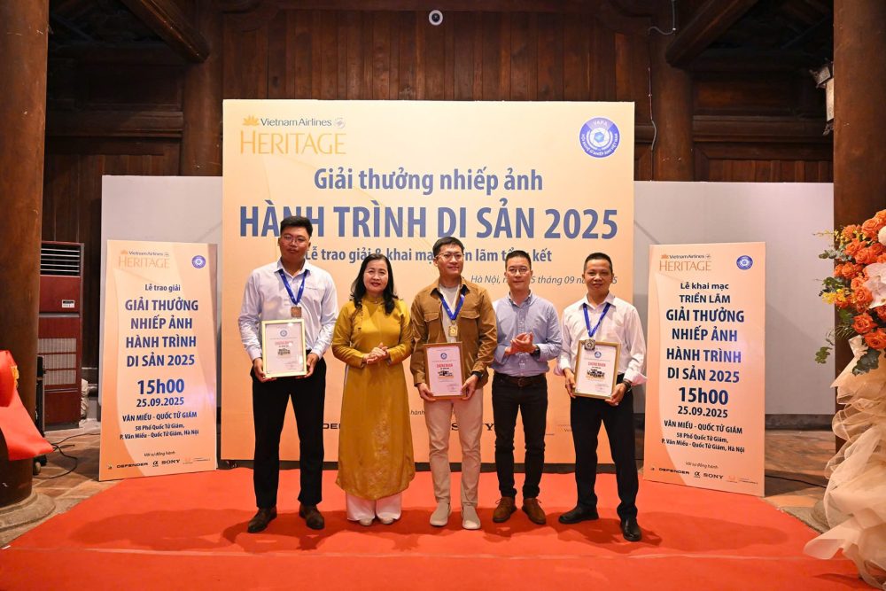 Trao giải và khai mạc triển lãm Giải thưởng nhiếp ảnh Heritage – Hành trình Di sản 2025 Trao giải và khai mạc triển lãm Giải thưởng nhiếp ảnh Heritage – Hành trình Di sản 2025