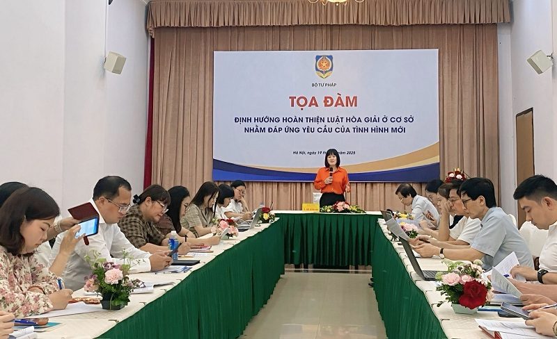 Nghiên cứu, đề xuất sửa đổi Luật Hòa giải ở cơ sở đáp ứng tình hình mới Nghiên cứu, đề xuất sửa đổi Luật Hòa giải ở cơ sở đáp ứng tình hình mới