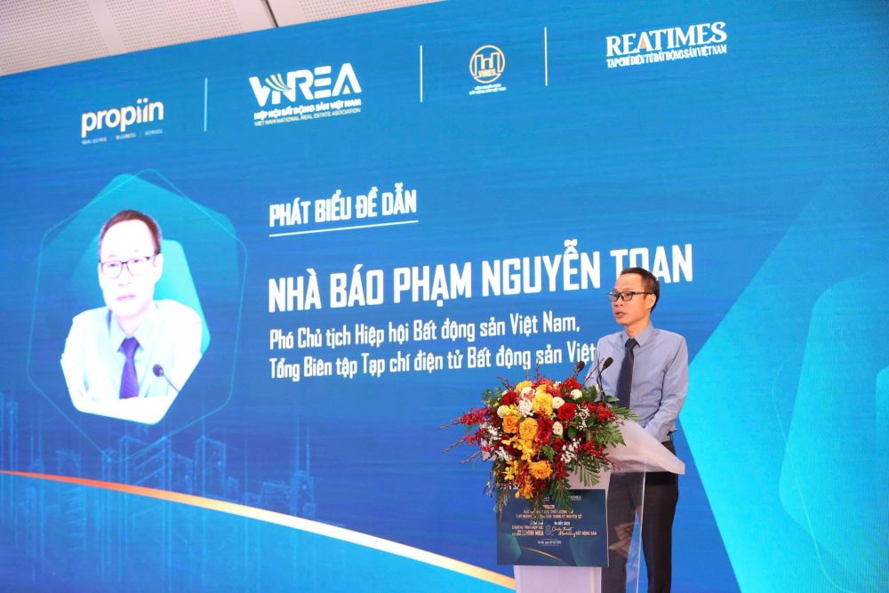 Đào tạo nguồn nhân lực chất lượng cao cho ngành bất động sản trong kỷ nguyên số Đào tạo nguồn nhân lực chất lượng cao cho ngành bất động sản trong kỷ nguyên số