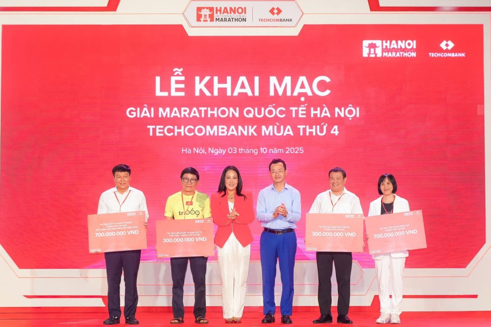 Khai mạc Giải Marathon Quốc tế Hà Nội Techcombank Mùa thứ 4 Khai mạc Giải Marathon Quốc tế Hà Nội Techcombank Mùa thứ 4
