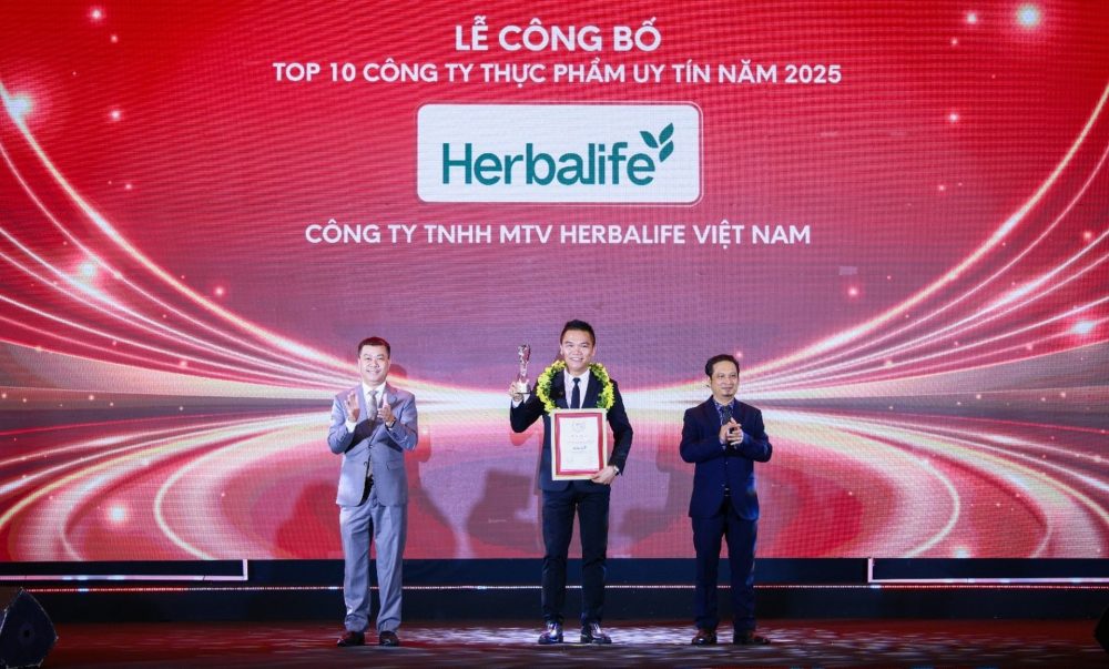 Herbalife Việt Nam được vinh danh Top 10 Công ty Thực phẩm Uy tín lần thứ năm liên tiếp Herbalife Việt Nam được vinh danh Top 10 Công ty Thực phẩm Uy tín lần thứ năm liên tiếp