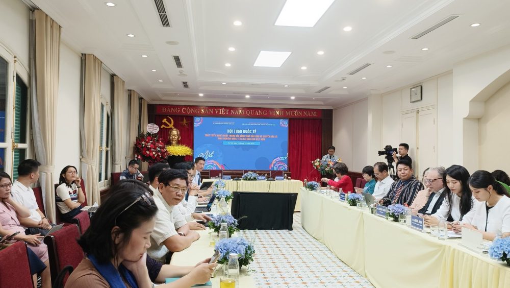 Phát triển nghệ thuật trong bối cảnh toàn cầu hóa và chuyển đổi số Phát triển nghệ thuật trong bối cảnh toàn cầu hóa và chuyển đổi số