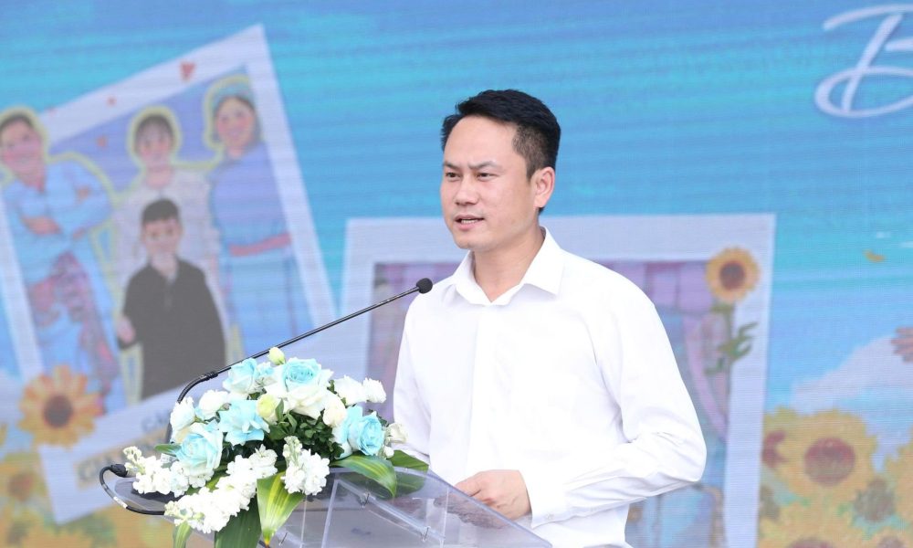 Khai mạc ngày hội “Gia đình trẻ hạnh phúc” với chủ đề “Bên nhau, mình là Nhà – Viết hành trình yêu thương” Khai mạc ngày hội “Gia đình trẻ hạnh phúc” với chủ đề “Bên nhau, mình là Nhà – Viết hành trình yêu thương”