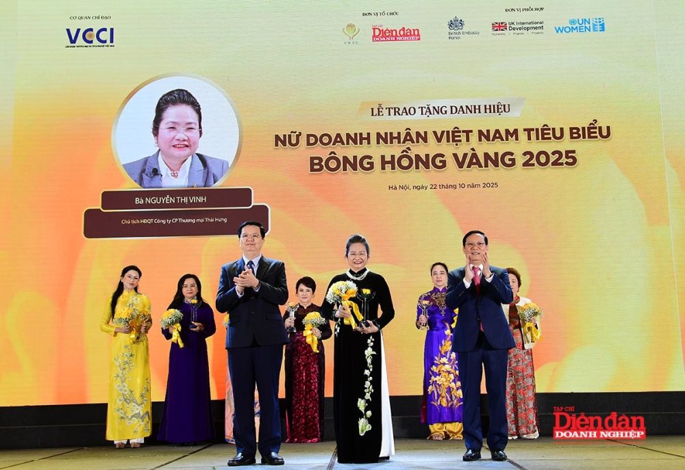 Vinh danh Top 10 Bông Hồng Vàng 2025 Vinh danh Top 10 Bông Hồng Vàng 2025