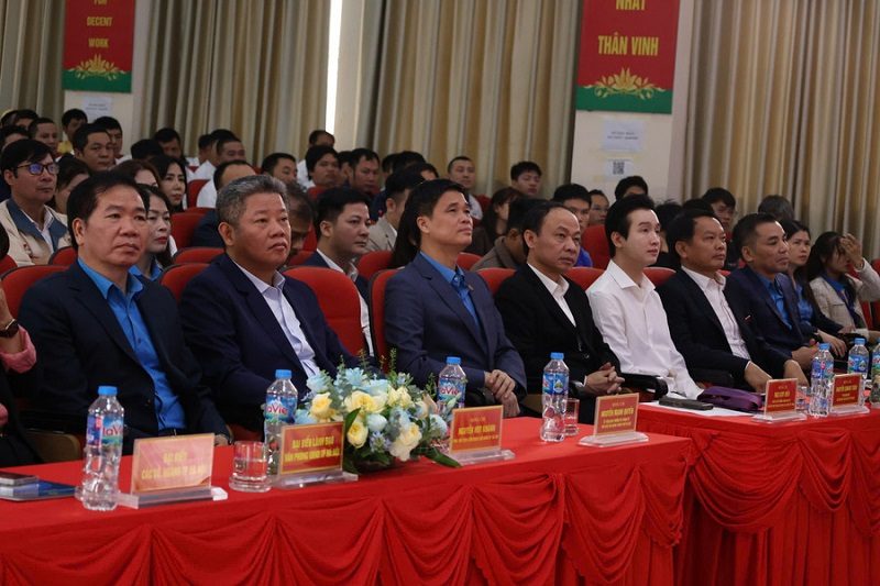 Hơn 360 thí sinh tranh tài Hội thi thợ giỏi TP Hà Nội năm 2025 Hơn 360 thí sinh tranh tài Hội thi thợ giỏi TP Hà Nội năm 2025