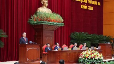 Khai mạc Hội nghị Trung ương lần thứ 13 Khai mạc Hội nghị Trung ương lần thứ 13