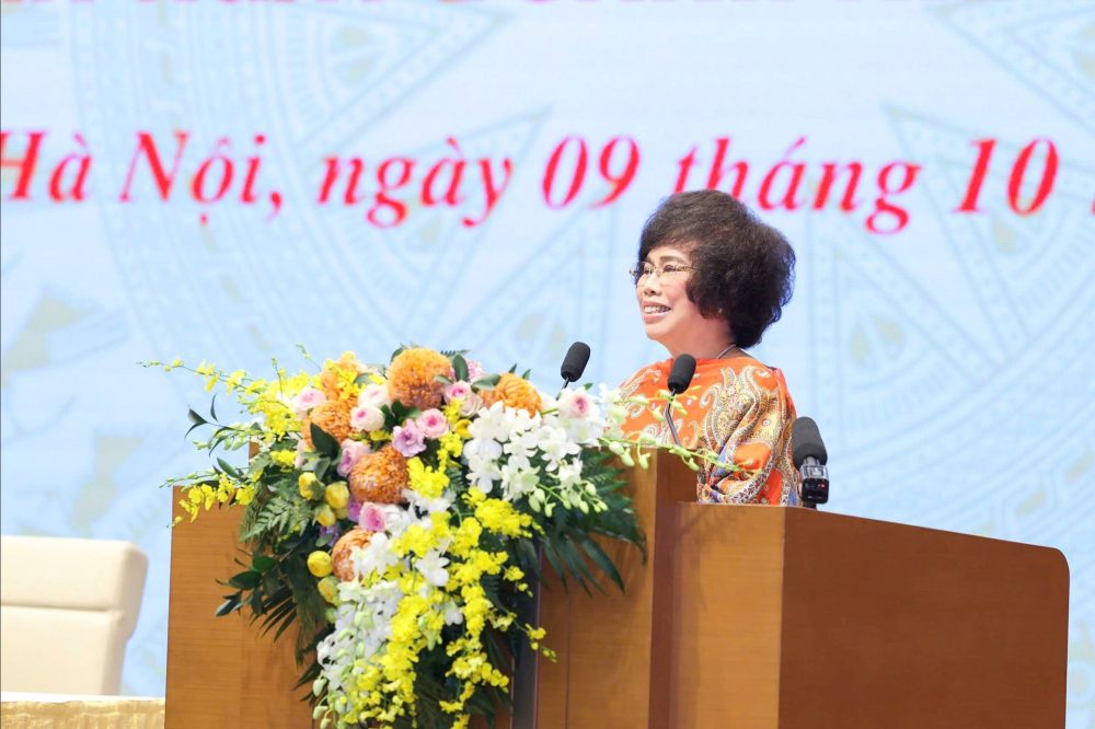 Anh hùng Lao động Thái Hương: Cần có những cơ chế, chính sách phù hợp cho từng thời kỳ Anh hùng Lao động Thái Hương: Cần có những cơ chế, chính sách phù hợp cho từng thời kỳ