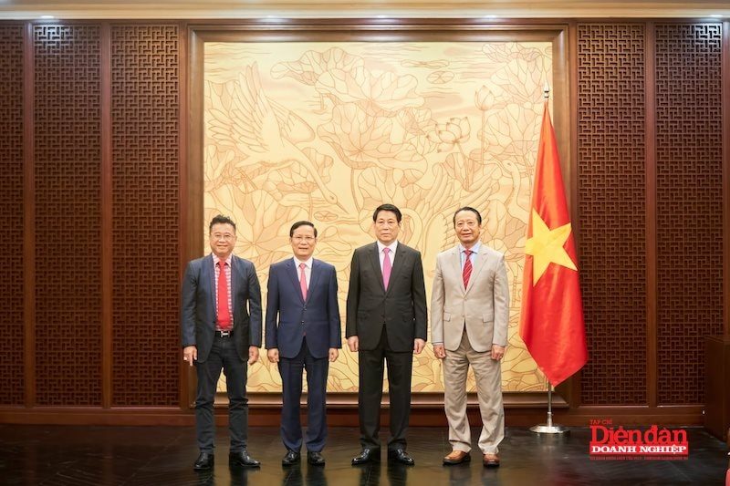 Chủ tịch VCCI Phạm Tấn Công trình Chủ tịch nước Báo cáo ABAC 2025 Chủ tịch VCCI Phạm Tấn Công trình Chủ tịch nước Báo cáo ABAC 2025