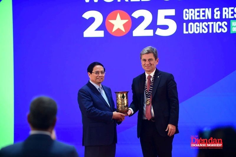 FIATA World Congress 2025: Thủ tướng đề nghị cộng đồng FIATA thực hiện 5 đẩy mạnh hợp tác FIATA World Congress 2025: Thủ tướng đề nghị cộng đồng FIATA thực hiện 5 đẩy mạnh hợp tác