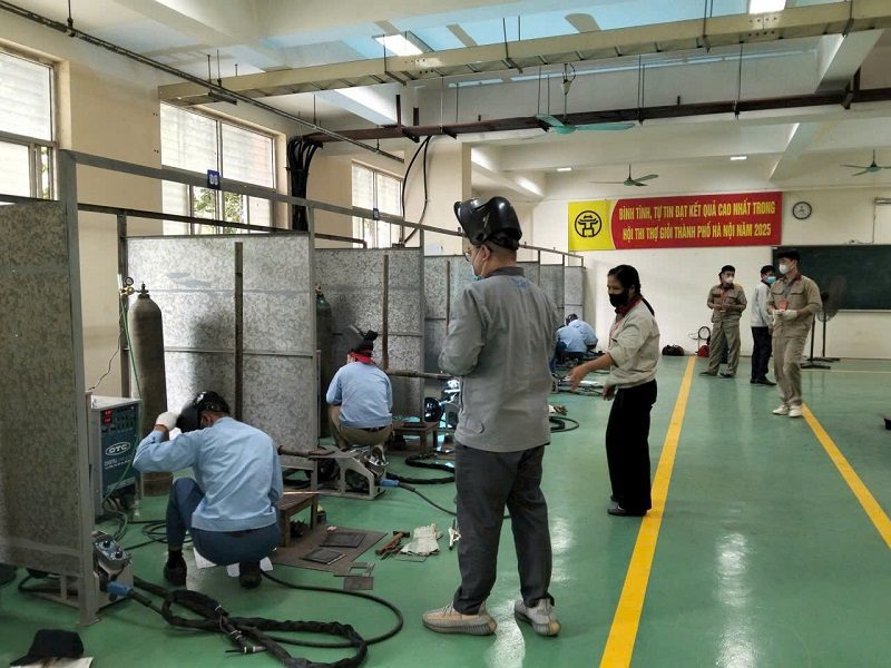 Hơn 360 thí sinh tranh tài Hội thi thợ giỏi TP Hà Nội năm 2025 Hơn 360 thí sinh tranh tài Hội thi thợ giỏi TP Hà Nội năm 2025