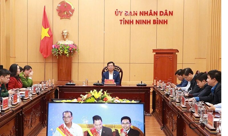 Ninh Bình hưởng ứng ngày Pháp luật Việt Nam Ninh Bình hưởng ứng ngày Pháp luật Việt Nam