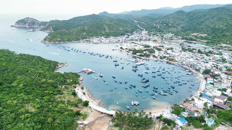 Vịnh Vĩnh Hy - Vẻ đẹp kỳ vĩ Vịnh Vĩnh Hy - Vẻ đẹp kỳ vĩ