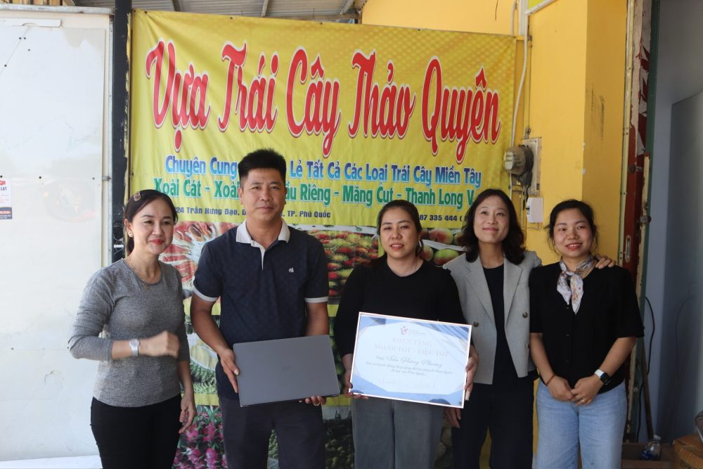 Người dân Phú Quốc giúp du khách Hàn Quốc lạc đường, được KTO tri ân đặc biệt Người dân Phú Quốc giúp du khách Hàn Quốc lạc đường, được KTO tri ân đặc biệt