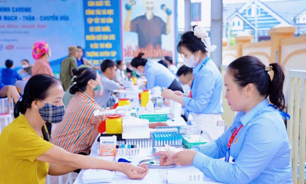 Doanh nghiệp chung tay cùng Hội Thầy thuốc trẻ chăm sóc sức khỏe cộng đồng tại Nghệ An và Tuyên Quang Doanh nghiệp chung tay cùng Hội Thầy thuốc trẻ chăm sóc sức khỏe cộng đồng tại Nghệ An và Tuyên Quang