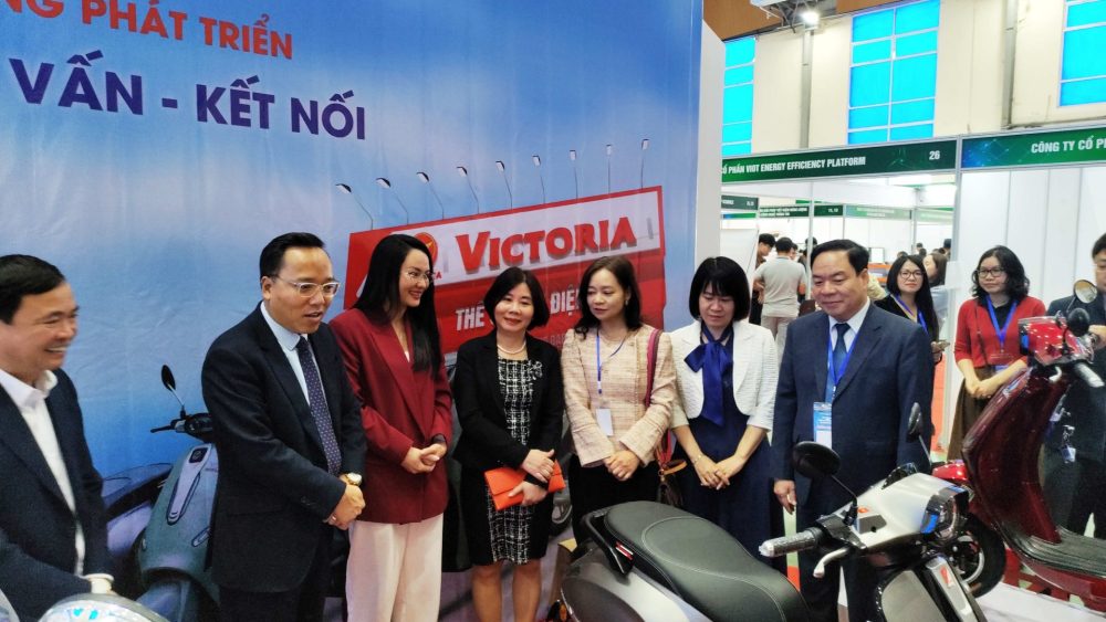 Khai mạc Hội chợ Triển lãm thiết bị tiết kiệm năng lượng và chuyển đổi xanh 2025 Khai mạc Hội chợ Triển lãm thiết bị tiết kiệm năng lượng và chuyển đổi xanh 2025