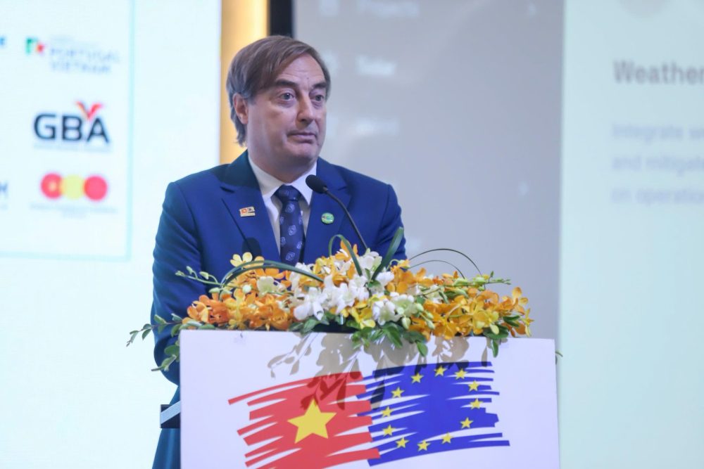 EuroCham tuyên bố Diễn đàn Kinh tế Xanh 2025: Tiên Phong Đổi Mới, Tăng tốc Chuyển Đổi Net Zero Việt Nam EuroCham tuyên bố Diễn đàn Kinh tế Xanh 2025: Tiên Phong Đổi Mới, Tăng tốc Chuyển Đổi Net Zero Việt Nam