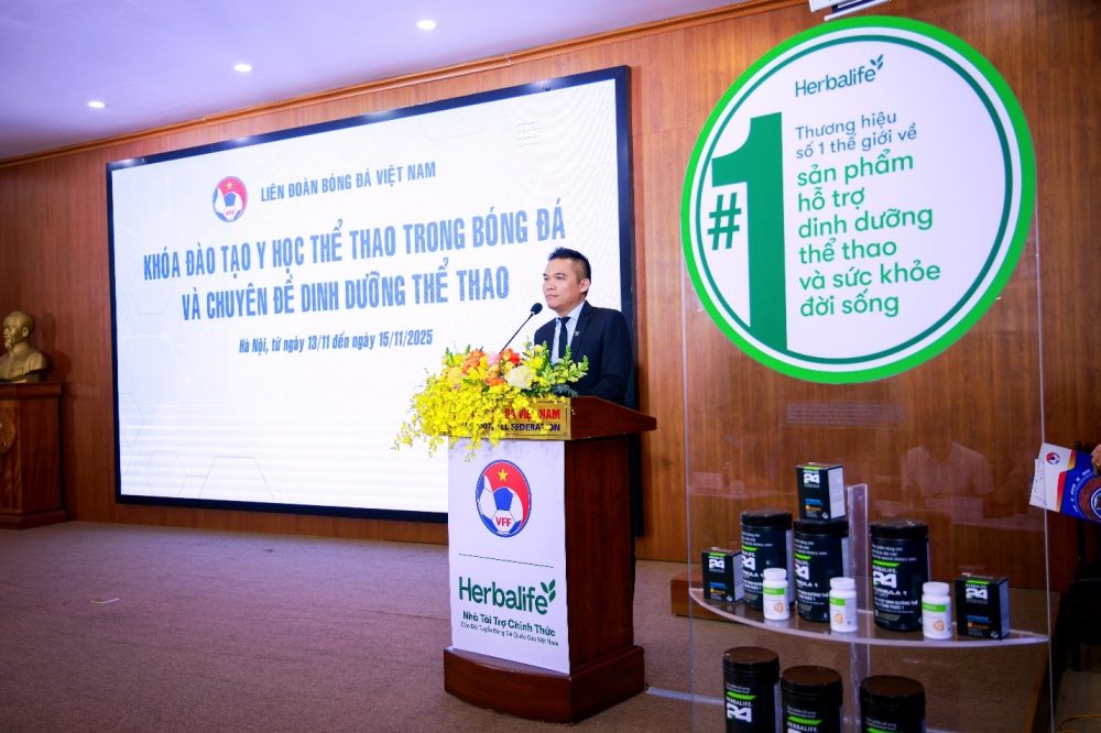 Harbalife Việt Nam đào tạo dinh dưỡng thể thao cho huấn luyên viên và cầu thủ bóng đá Harbalife Việt Nam đào tạo dinh dưỡng thể thao cho huấn luyên viên và cầu thủ bóng đá