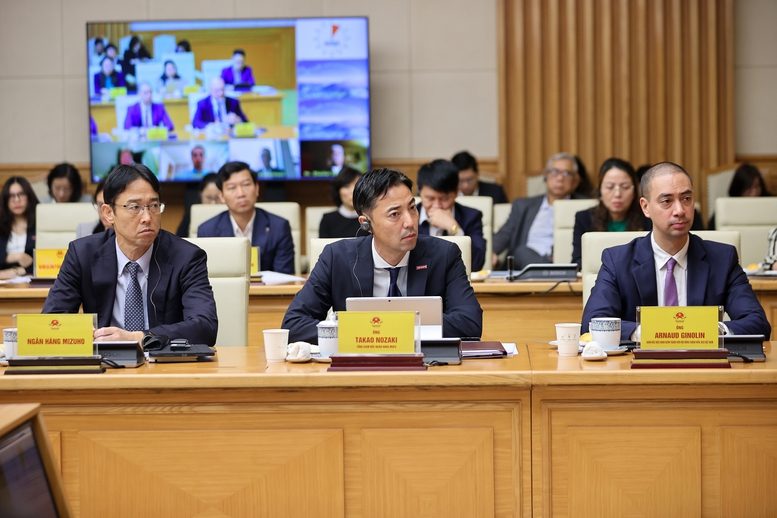 Thủ tướng: Đưa Trung tâm tài chính quốc tế tại Việt Nam hoạt động ngay trong tháng 11 Thủ tướng: Đưa Trung tâm tài chính quốc tế tại Việt Nam hoạt động ngay trong tháng 11