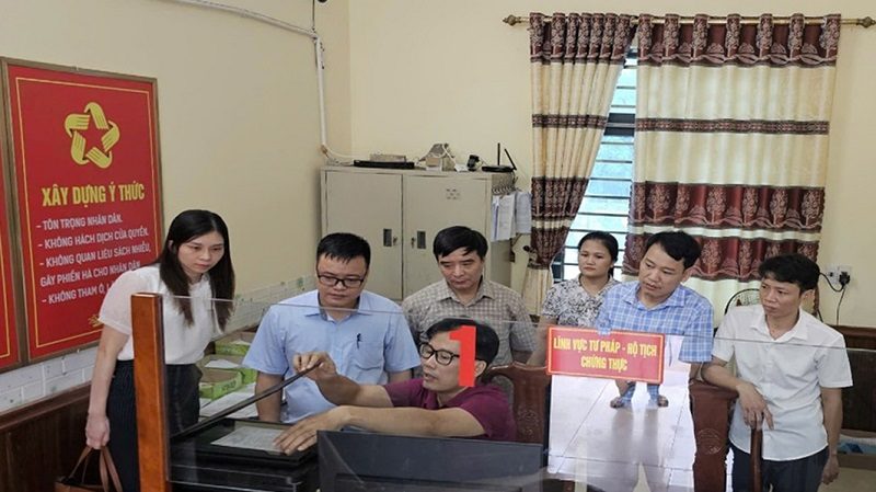 Sở Tư pháp Ninh Bình tăng tốc triển khai chứng thực điện tử tại cơ sở Sở Tư pháp Ninh Bình tăng tốc triển khai chứng thực điện tử tại cơ sở