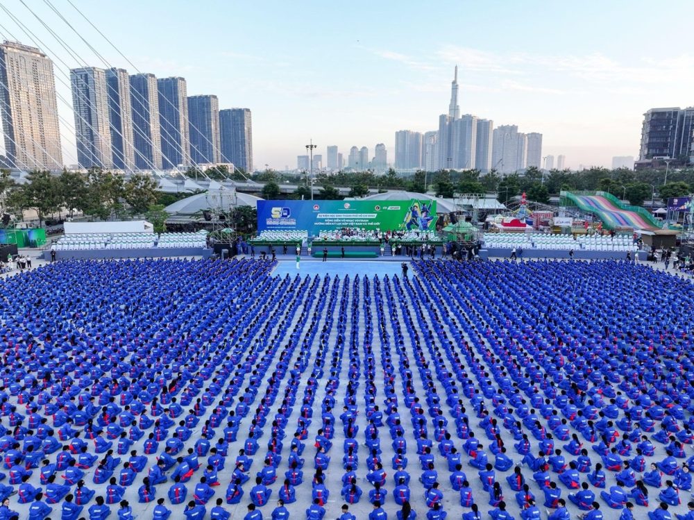 60.000 học sinh TP.HCM xác lập kỷ lục kép với màn đồng diễn Vovinam ấn tượng 60.000 học sinh TP.HCM xác lập kỷ lục kép với màn đồng diễn Vovinam ấn tượng