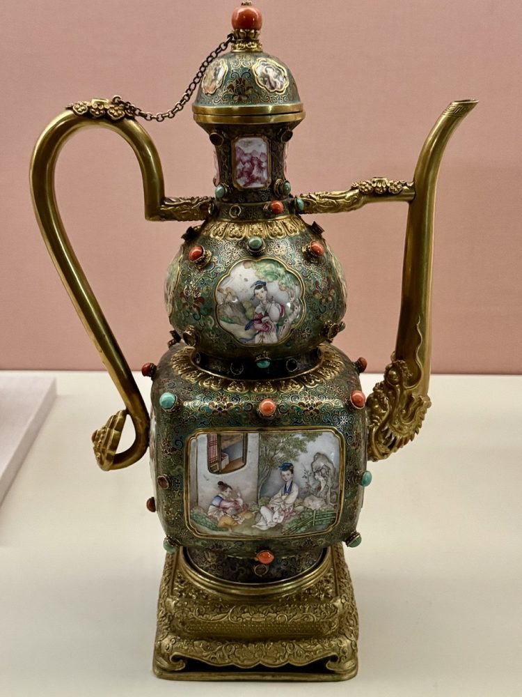 Bảo tàng Cố cung Đài Loan – Kho báu nghệ thuật Trung Hoa giữa lòng Đài Bắc