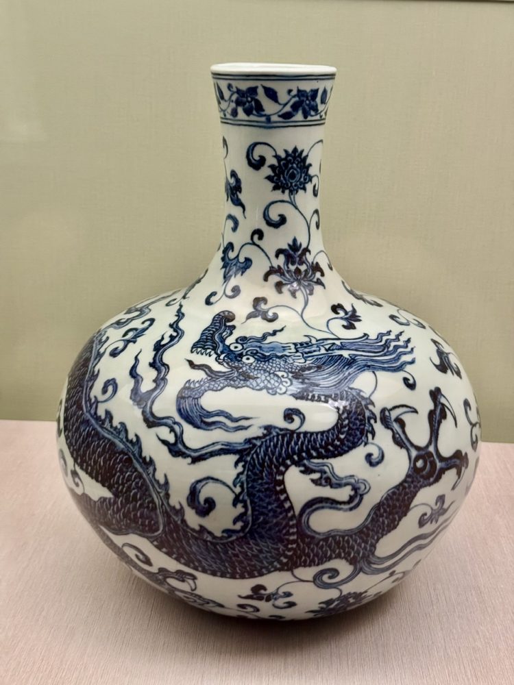 Bảo tàng Cố cung Đài Loan – Kho báu nghệ thuật Trung Hoa giữa lòng Đài Bắc