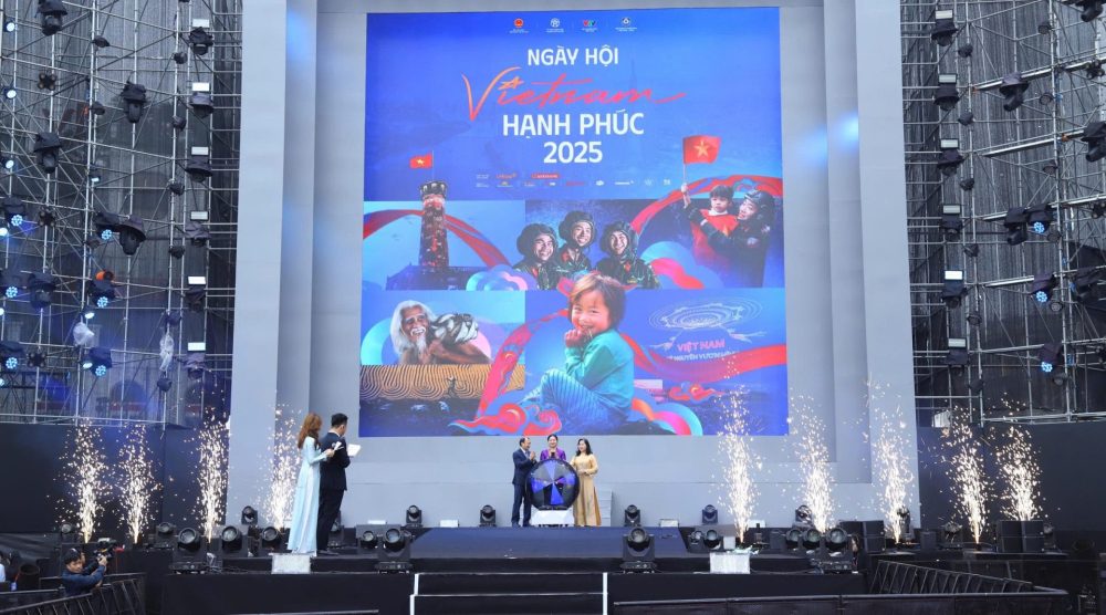 Khai mạc “Ngày hội Việt Nam hạnh phúc - Vietnam Happy Fest 2025” Khai mạc “Ngày hội Việt Nam hạnh phúc - Vietnam Happy Fest 2025”