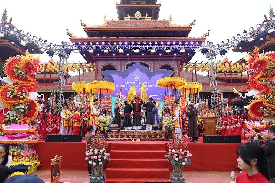 Hà Nội: Tổ chức Diễn xướng thực hành tín ngưỡng thờ Mẫu xứ Đoài năm 2025 Hà Nội: Tổ chức Diễn xướng thực hành tín ngưỡng thờ Mẫu xứ Đoài năm 2025