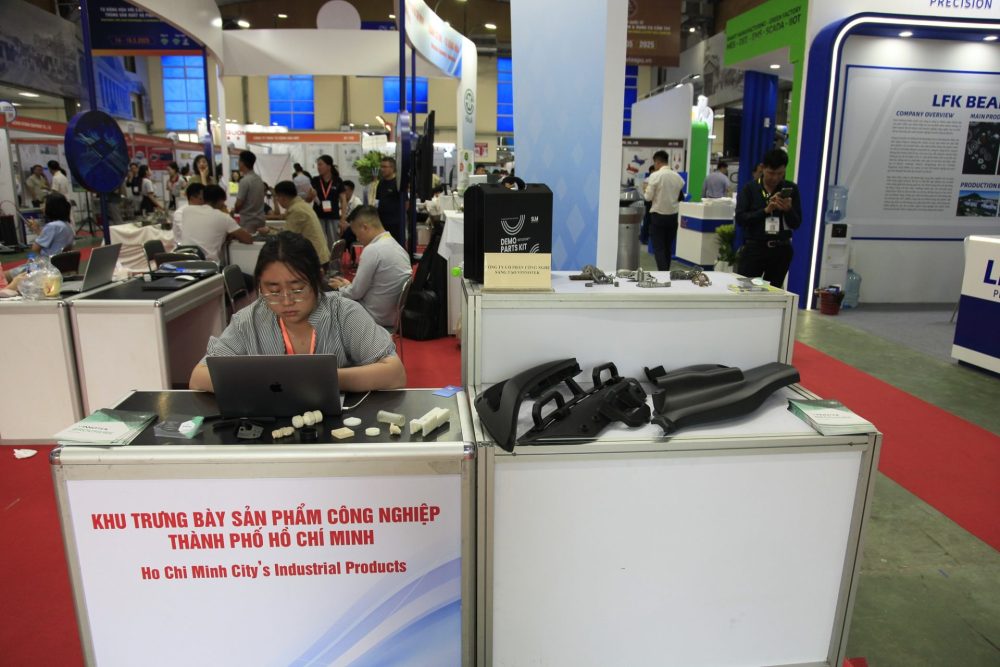 Bức tranh hai gam sáng - tối của công nghiệp hỗ trợ TP.HCM Bức tranh hai gam sáng - tối của công nghiệp hỗ trợ TP.HCM