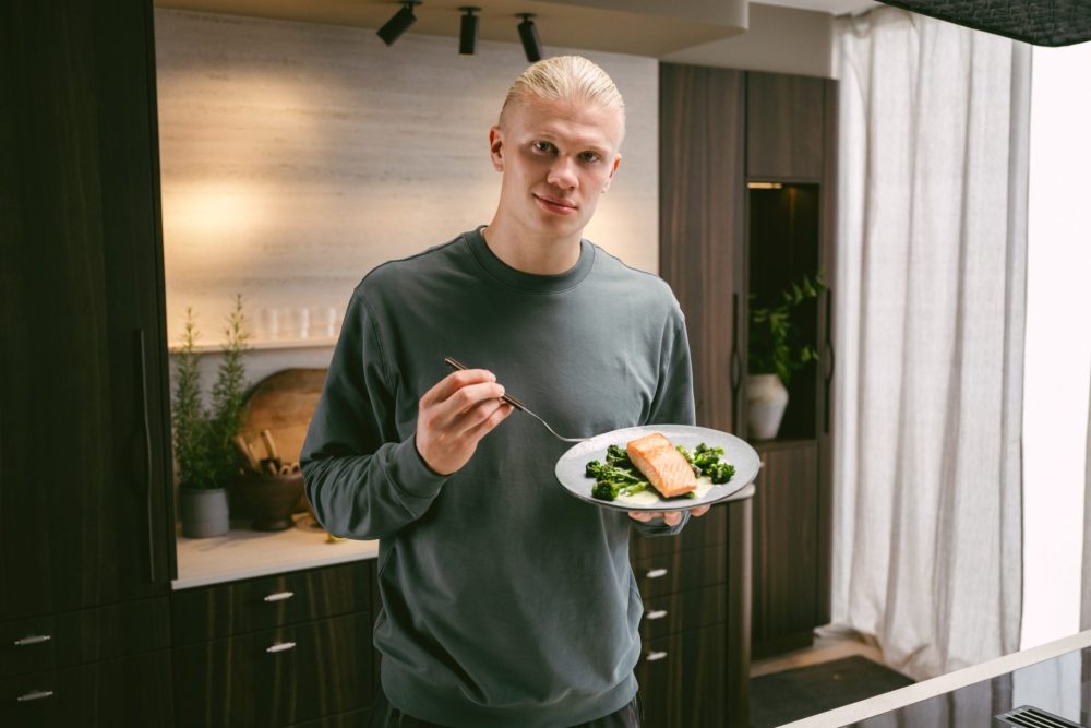 Việt Nam dẫn đầu Đông Nam Á về tăng trưởng tiêu thụ cá hồi Na Uy năm 2025