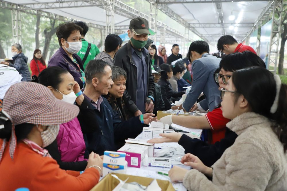 Thầy thuốc trẻ chung tay nâng cao chất lượng chăm sóc sức khỏe Nhân dân Thầy thuốc trẻ chung tay nâng cao chất lượng chăm sóc sức khỏe Nhân dân