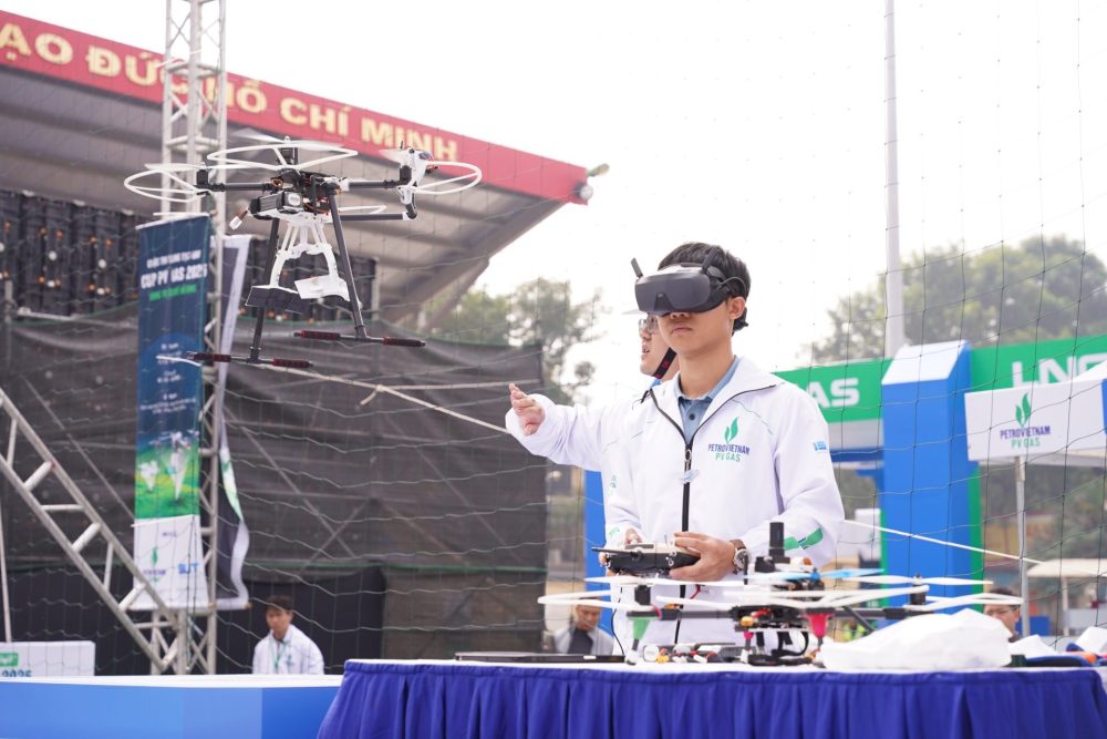Cuộc thi Sáng tạo UAV 2025 – Cup PV GAS: Sân chơi công nghệ mở ra tương lai “kinh tế tầm thấp” tại Việt Nam Cuộc thi Sáng tạo UAV 2025 – Cup PV GAS: Sân chơi công nghệ mở ra tương lai “kinh tế tầm thấp” tại Việt Nam