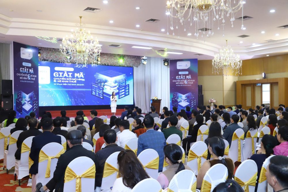 Tháo gỡ vướng mắc cho các hộ kinh doanh trong chuyển đổi mô hình và kê khai thuế Tháo gỡ vướng mắc cho các hộ kinh doanh trong chuyển đổi mô hình và kê khai thuế