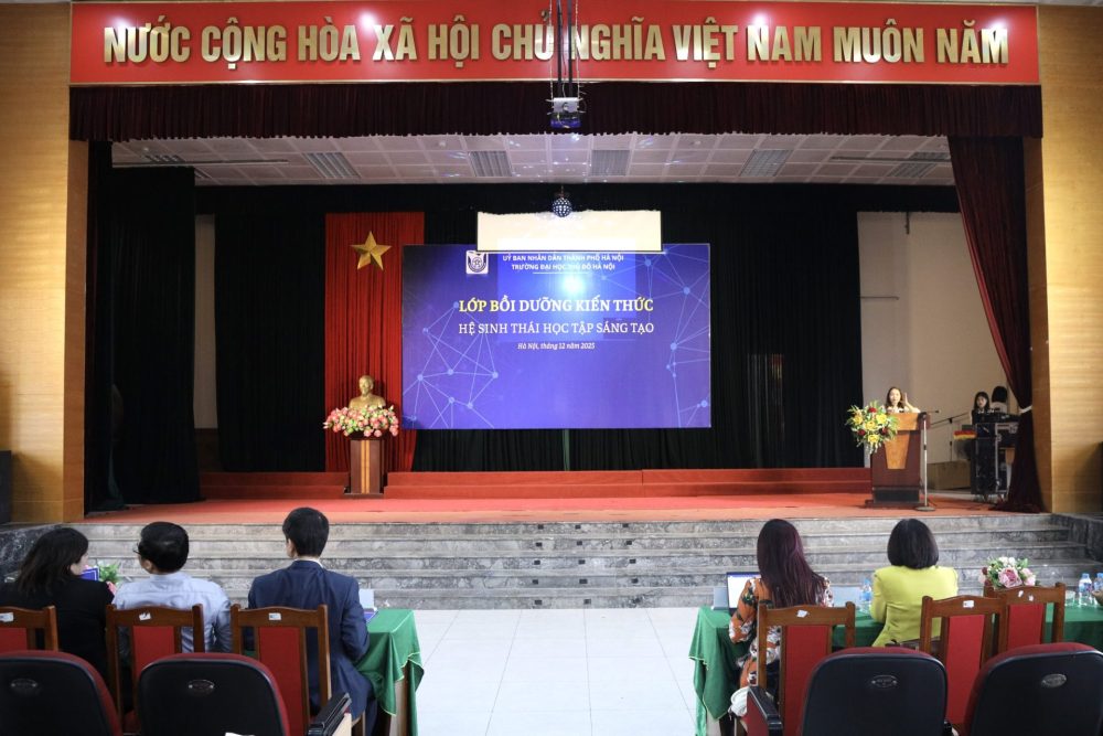 Bồi dưỡng kiến thức hệ sinh thái học tập sáng tạo cho giáo viên: một số gợi mở về giáo dục sáng tạo trong kỷ nguyên số