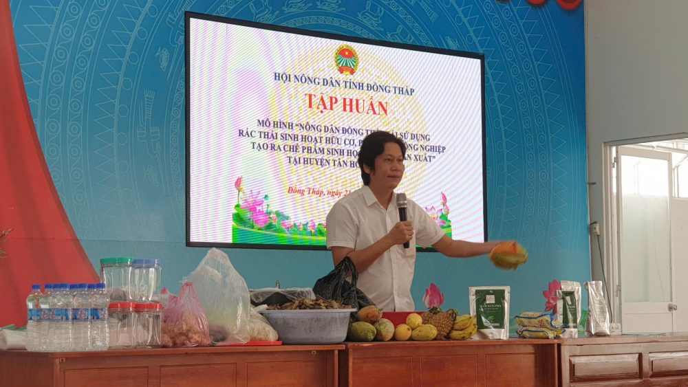 Cán bộ Đoàn tiên phong xây dựng mô hình tái chế chất thải nông nghiệp bền vững Cán bộ Đoàn tiên phong xây dựng mô hình tái chế chất thải nông nghiệp bền vững