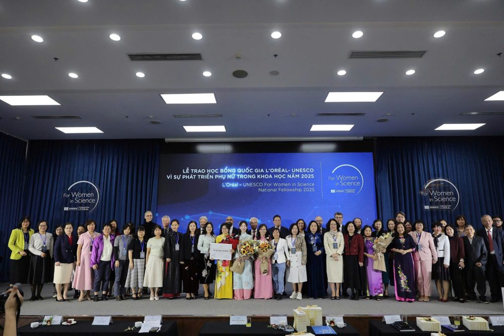 Học bổng L’Oréal – UNESCO: 16 năm nâng bước nhà khoa học nữ Việt Nam ra thế giới