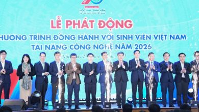 Phát động Chương trình đồng hành với sinh viên Việt Nam tài năng công nghệ năm 2026
