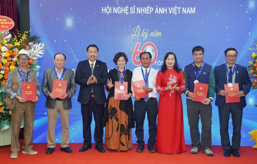 Hội Nghệ sĩ Nhiếp ảnh Việt Nam hành trình 60 năm đồng hành cùng đất nước Hội Nghệ sĩ Nhiếp ảnh Việt Nam hành trình 60 năm đồng hành cùng đất nước