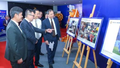 Khoảnh khắc Báo chí 2025: Tôn vinh những người đi cùng đất nước, đồng hành với nhân dân