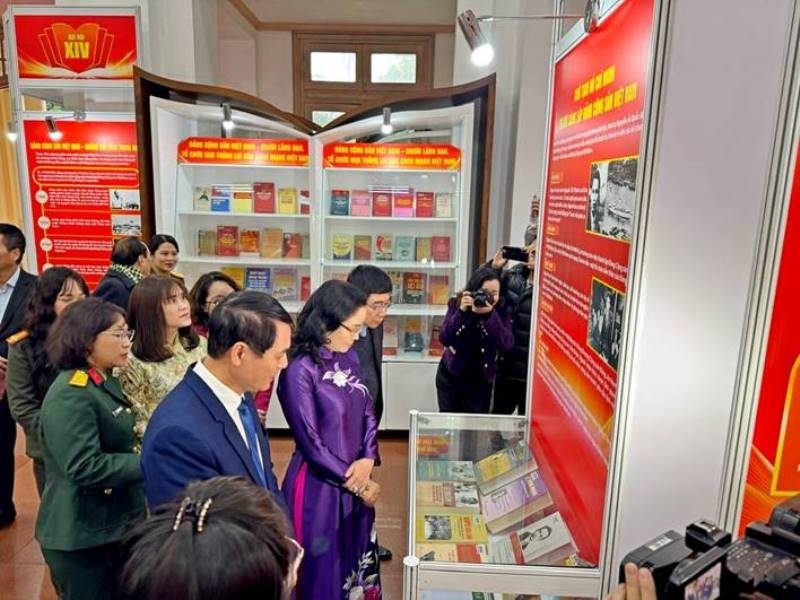Triển lãm tư liệu “Đảng Cộng sản Việt Nam qua các kỳ Đại hội” – Dấu ấn lịch sử và tầm vóc lãnh đạo của Đảng