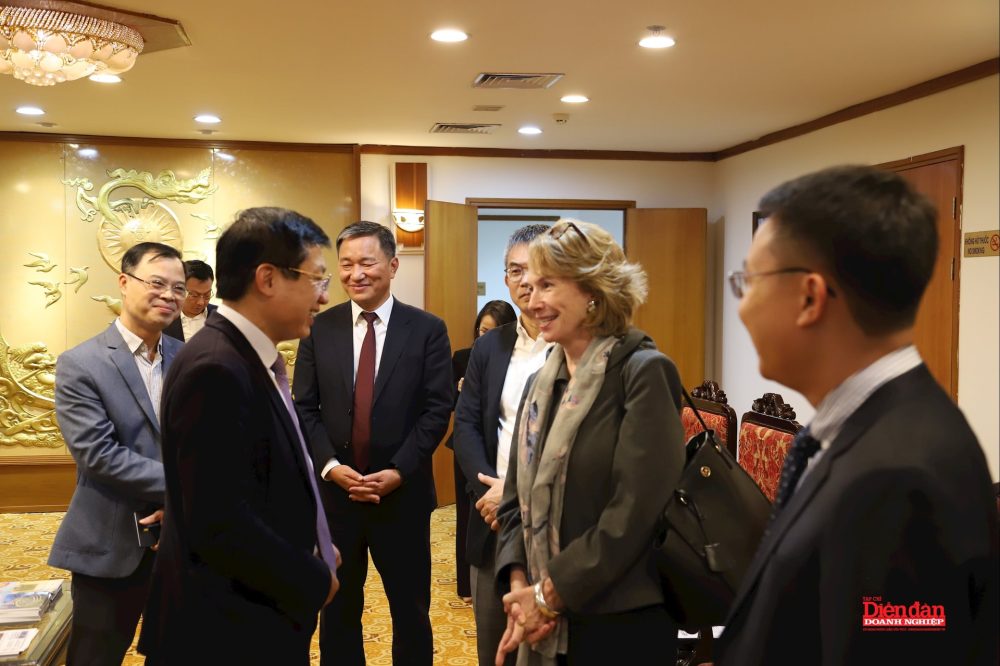 Tăng cường hợp tác chiến lược giữa VCCI và VBF Tăng cường hợp tác chiến lược giữa VCCI và VBF