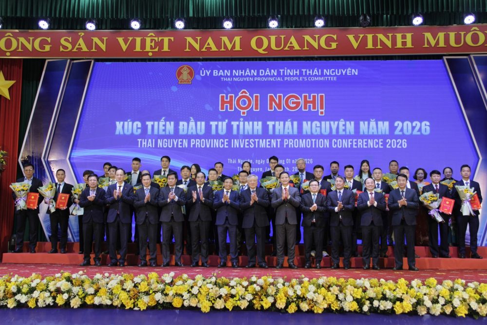 VCCI cam kết luôn đồng hành cùng tỉnh Thái Nguyên trong phát triển kinh tế - xã hội VCCI cam kết luôn đồng hành cùng tỉnh Thái Nguyên trong phát triển kinh tế - xã hội
