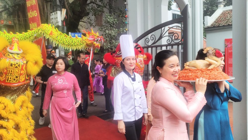 Nghề làm xôi Phú Thượng – Gìn giữ hồn nếp giữa lòng Hà Nội